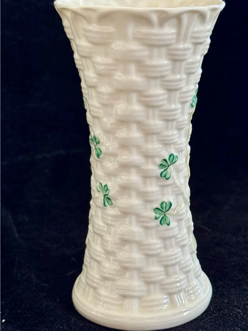 Belleek Basket Weave Shamrock Porcelain Vase 5.5 inch White Old Mark Vintage